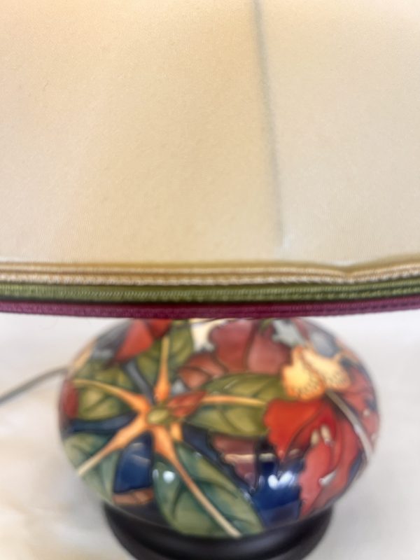 A Moorcroft Pottery Table Lamp Of Squat Baluster Form With Fantastic Colour - Image 7
