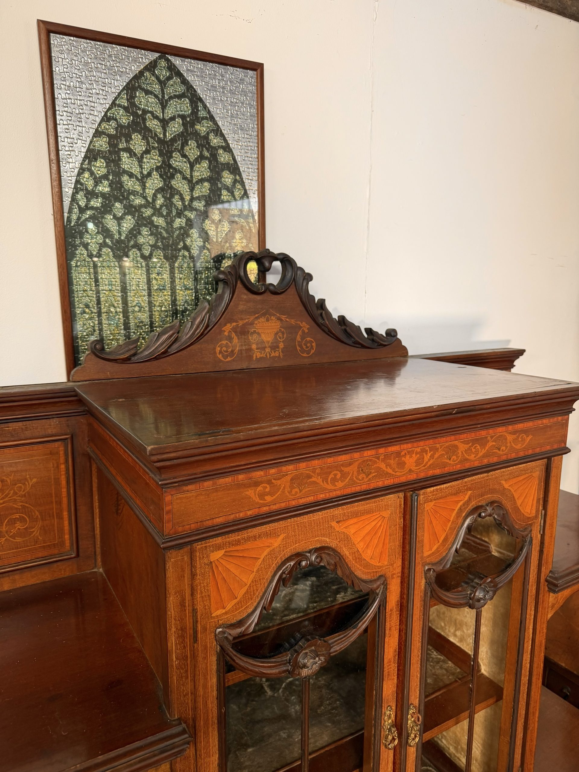 Outstanding Quality Antique Victorian Mahogany & Satinwood Inlaid Display Cabinet – Circa 1880 - Image 2