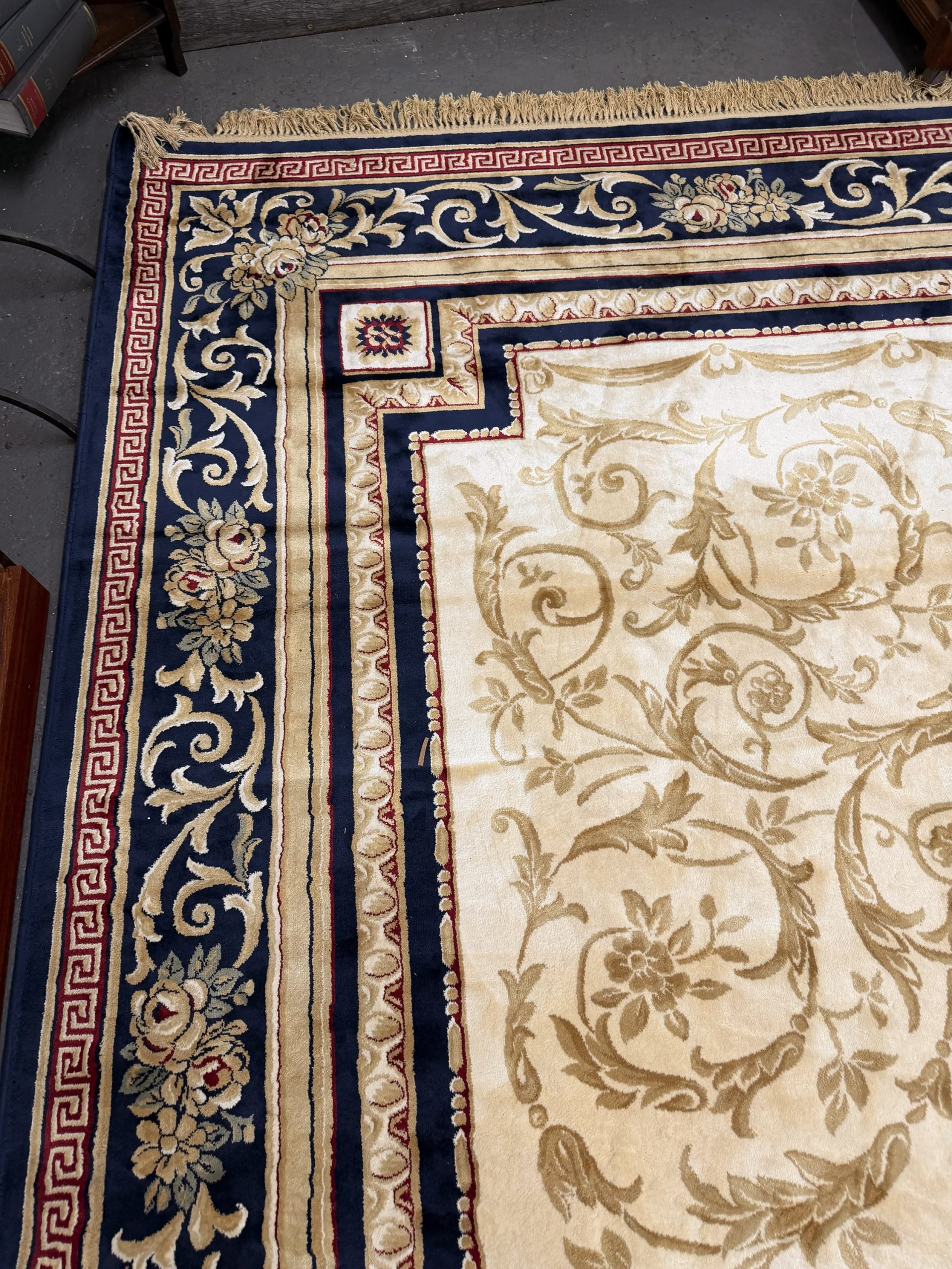 Aubusson-Style French Wool Flat-Weave Rug – 4800 × 2700cm - Image 5