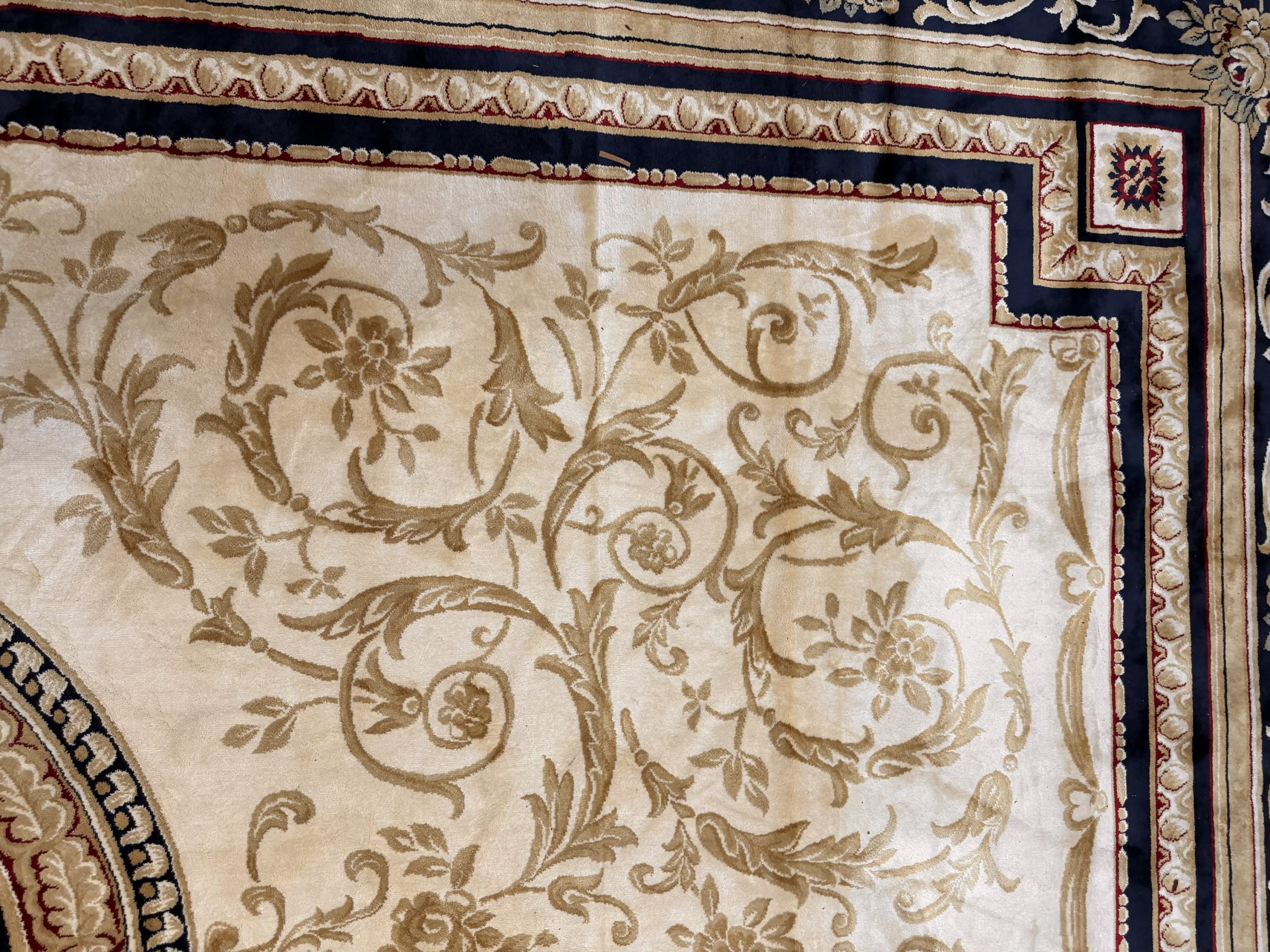 Aubusson-Style French Wool Flat-Weave Rug – 4800 × 2700cm - Image 7