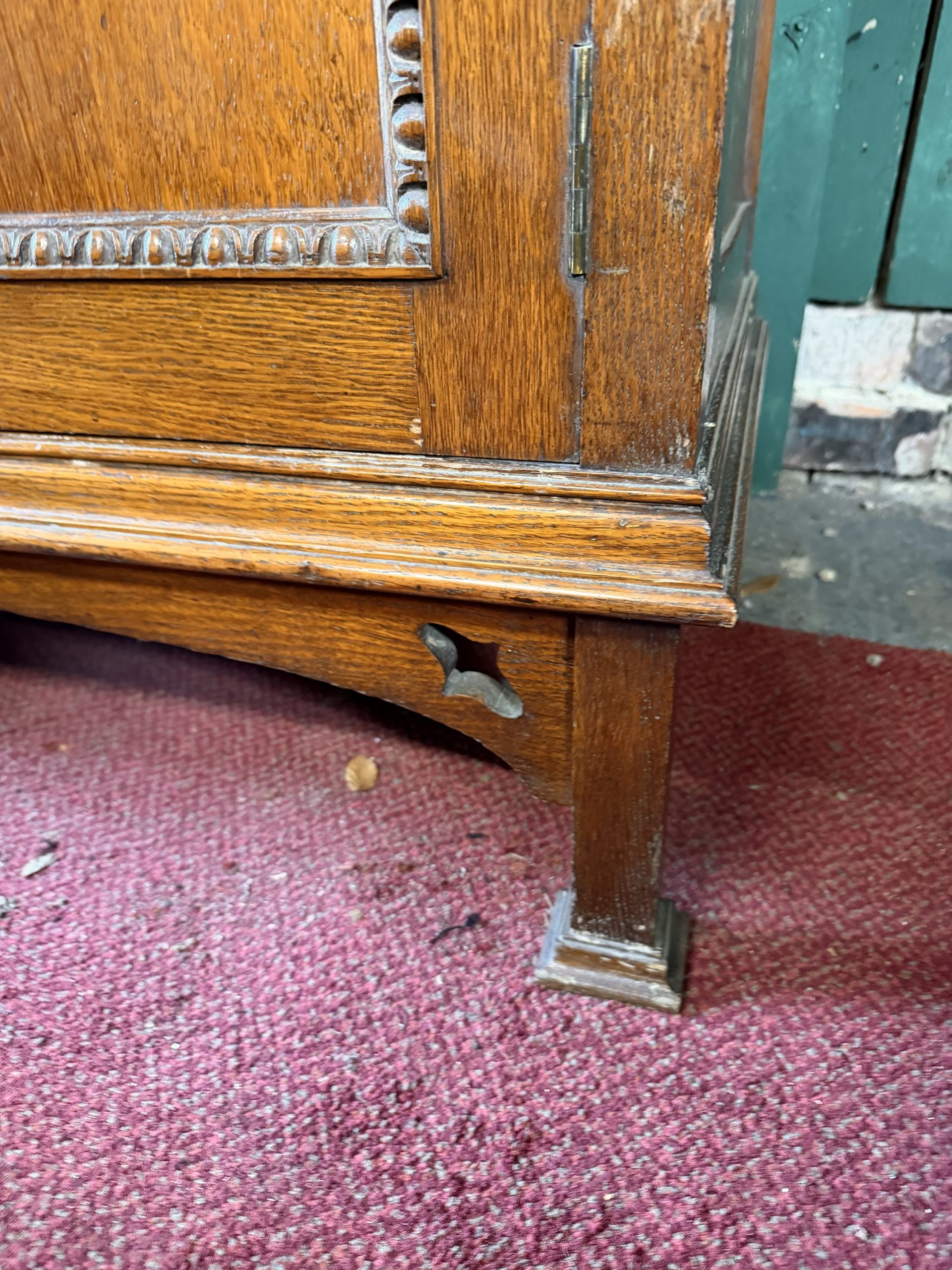 ANTIQUE ENGLISH ARTS & CRAFTS OAK SIDEBOARD – LIBERTY TASTE – c.1900 - Image 6